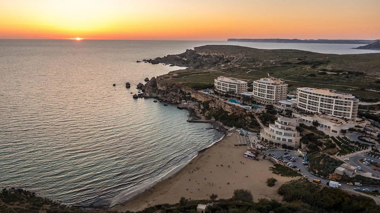 Seaspray 3 Bedroom Penthouse, With Large Terrace And Bbq Saint Julian's