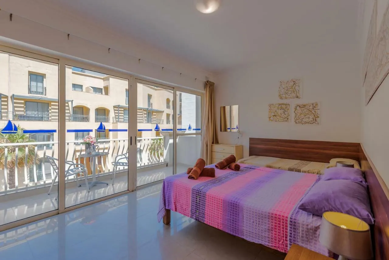 Seaspray 3 Bedroom Penthouse, With Large Terrace And Bbq Saint Julian's 0*,