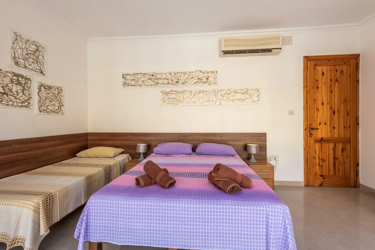 Apartment Seaspray 3 Bedroom Penthouse, With Large Terrace And Bbq Saint Julian's