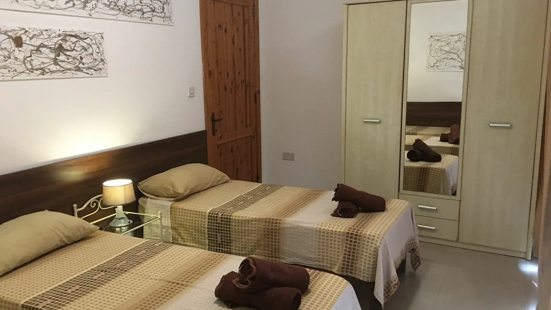 Apartment Seaspray 3 Bedroom Penthouse, With Large Terrace And Bbq Saint Julian's