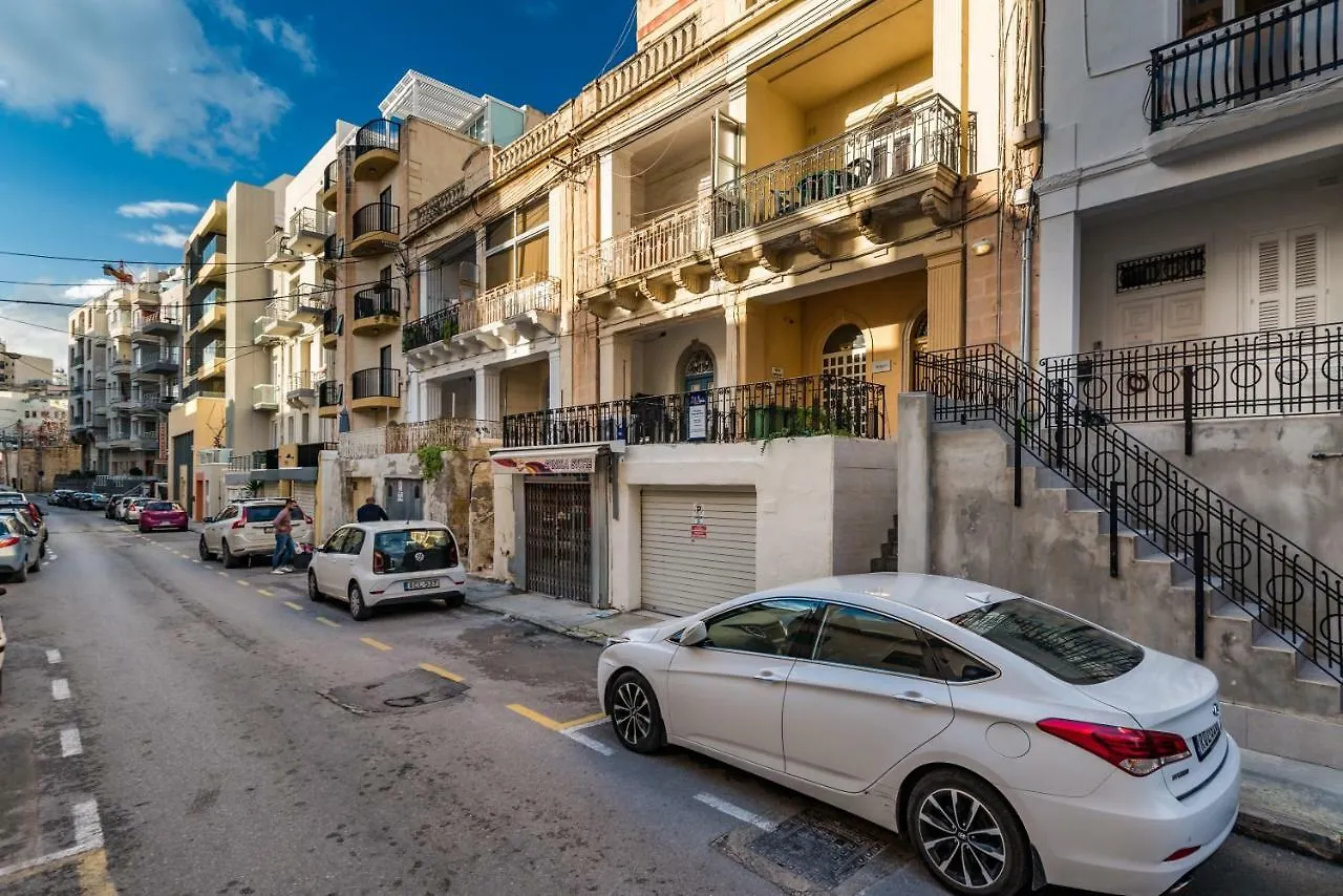 Apartment Seaspray 3 Bedroom Penthouse, With Large Terrace And Bbq Saint Julian's