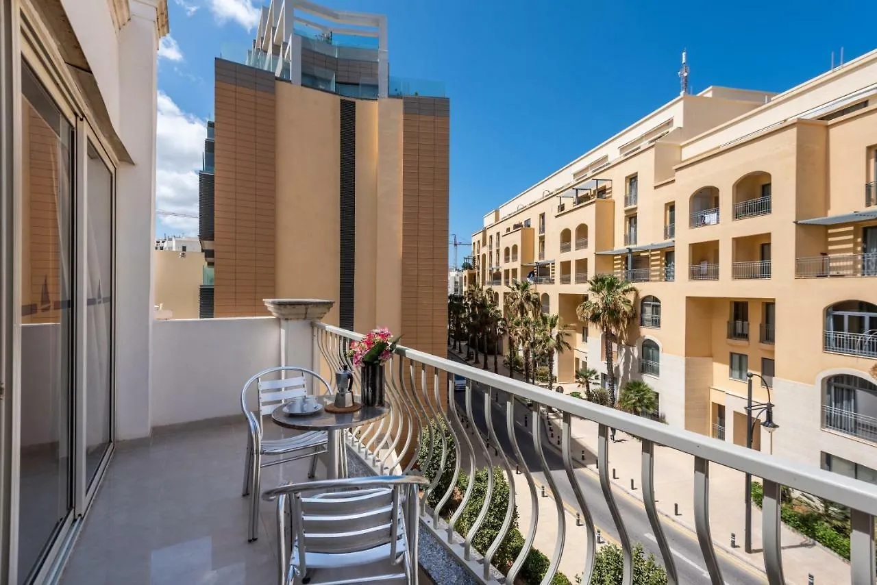 Seaspray 3 Bedroom Penthouse, With Large Terrace And Bbq Saint Julian's